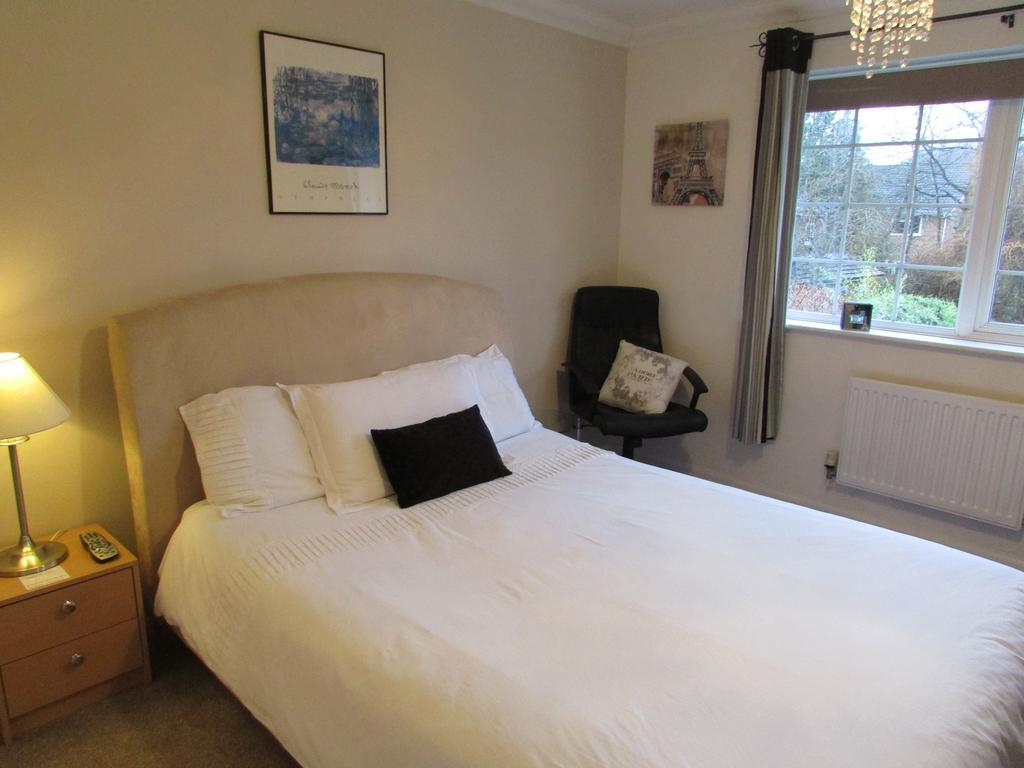 Sleepneat Bed & Breakfast Ascot  Bilik gambar